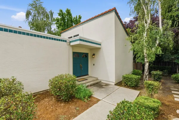 $879,000 | 4362 Valley Avenue, Unit C5, Pleasanton, CA 94566