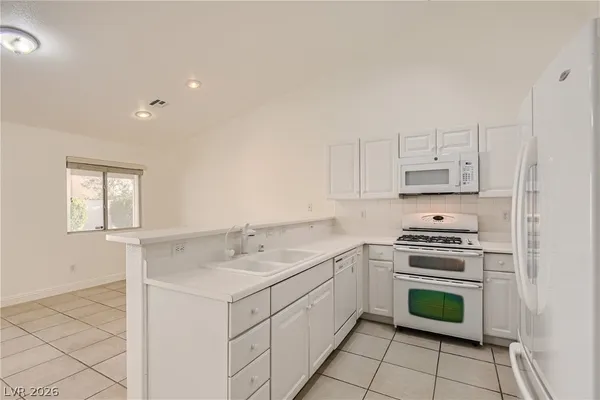 $2,175 | 3930 Blue Gull Street, North Las Vegas, NV 89032