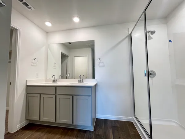 $2,000 | 152 Gablynn Cove, Kyle, TX 78640