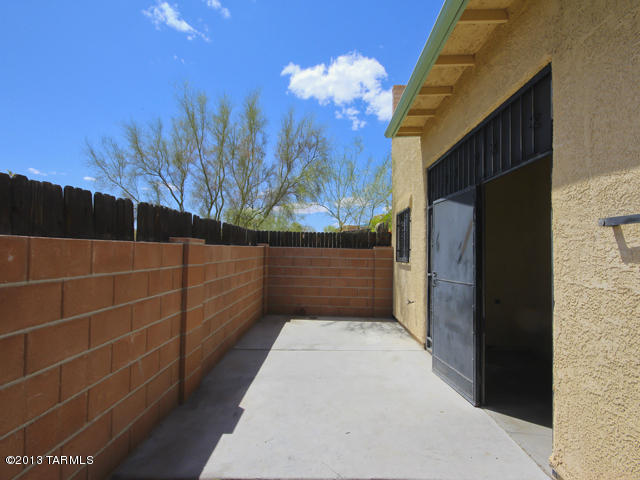 3532 South Mission Road, Unit 3 Tucson, AZ 85713 - Photo 29 of 32