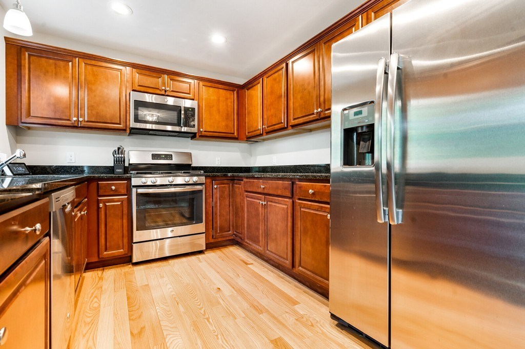 2 Cross Road, Unit 5 Haverhill, MA 01835 - Photo 5 of 28 Gallery Image 5