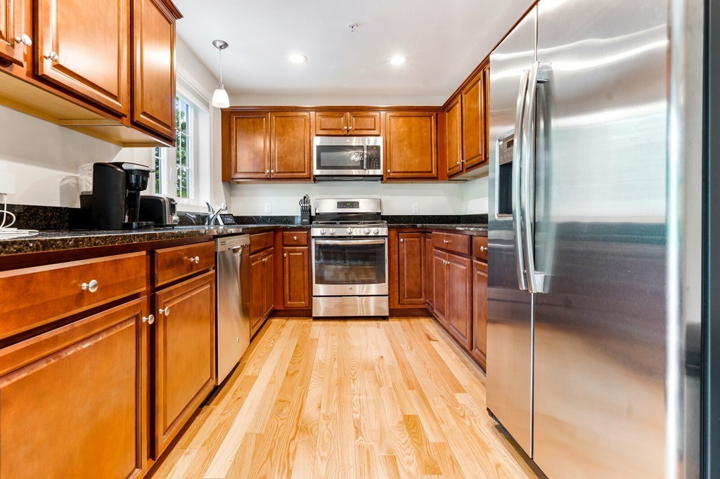 2 Cross Road, Unit 5 Haverhill, MA 01835 - Photo 6 of 28 Gallery Image 6