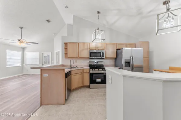 $2,500 | 1612 Pga Boulevard, Melbourne, FL 32935