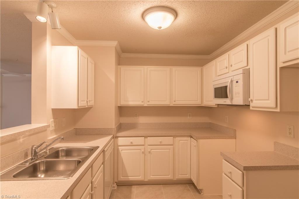 160 James Road, Unit 1B High Point, NC 27265 - Photo 11 of 30