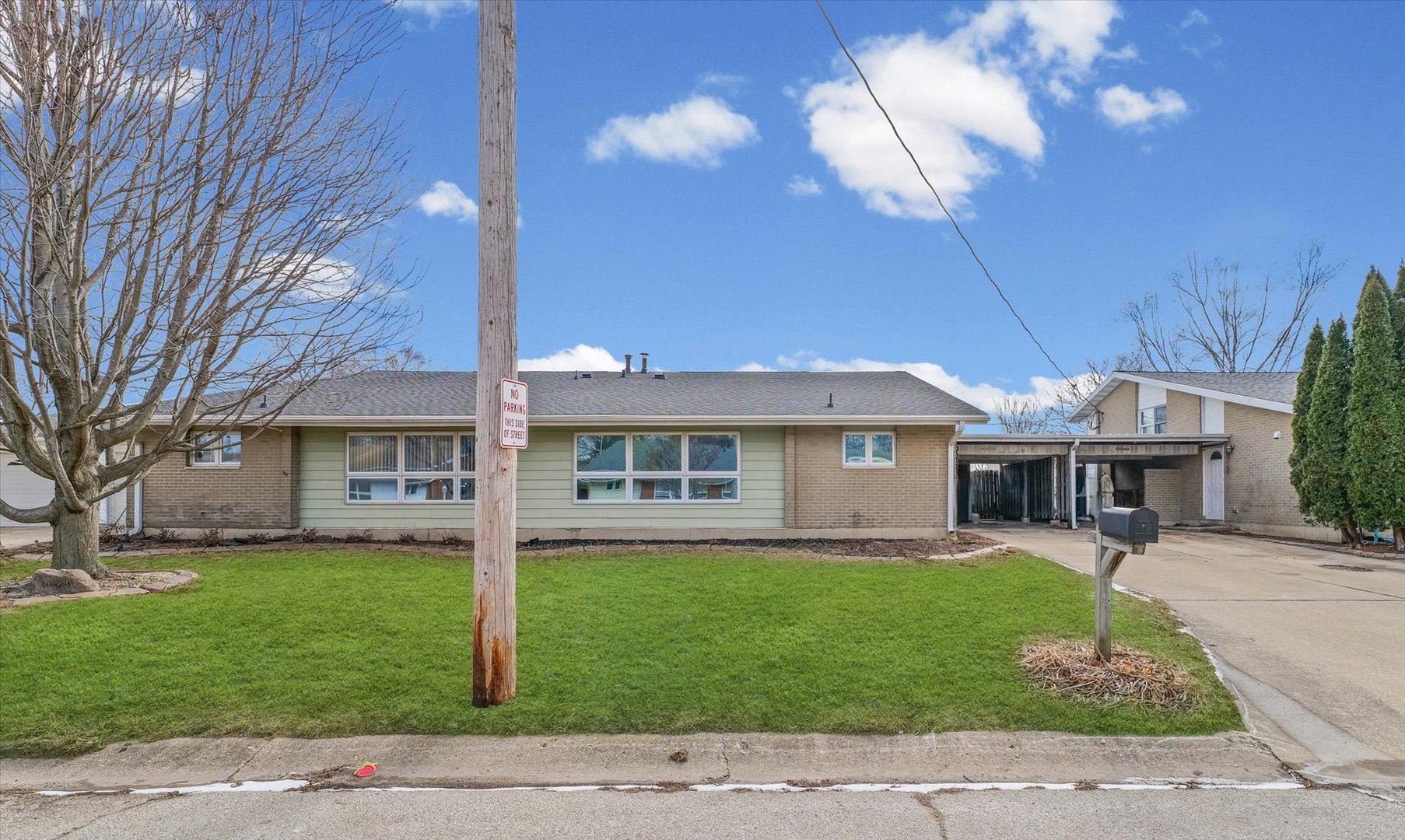 1612 Golfview Road Rantoul, IL 61866 - Photo 2 of 28