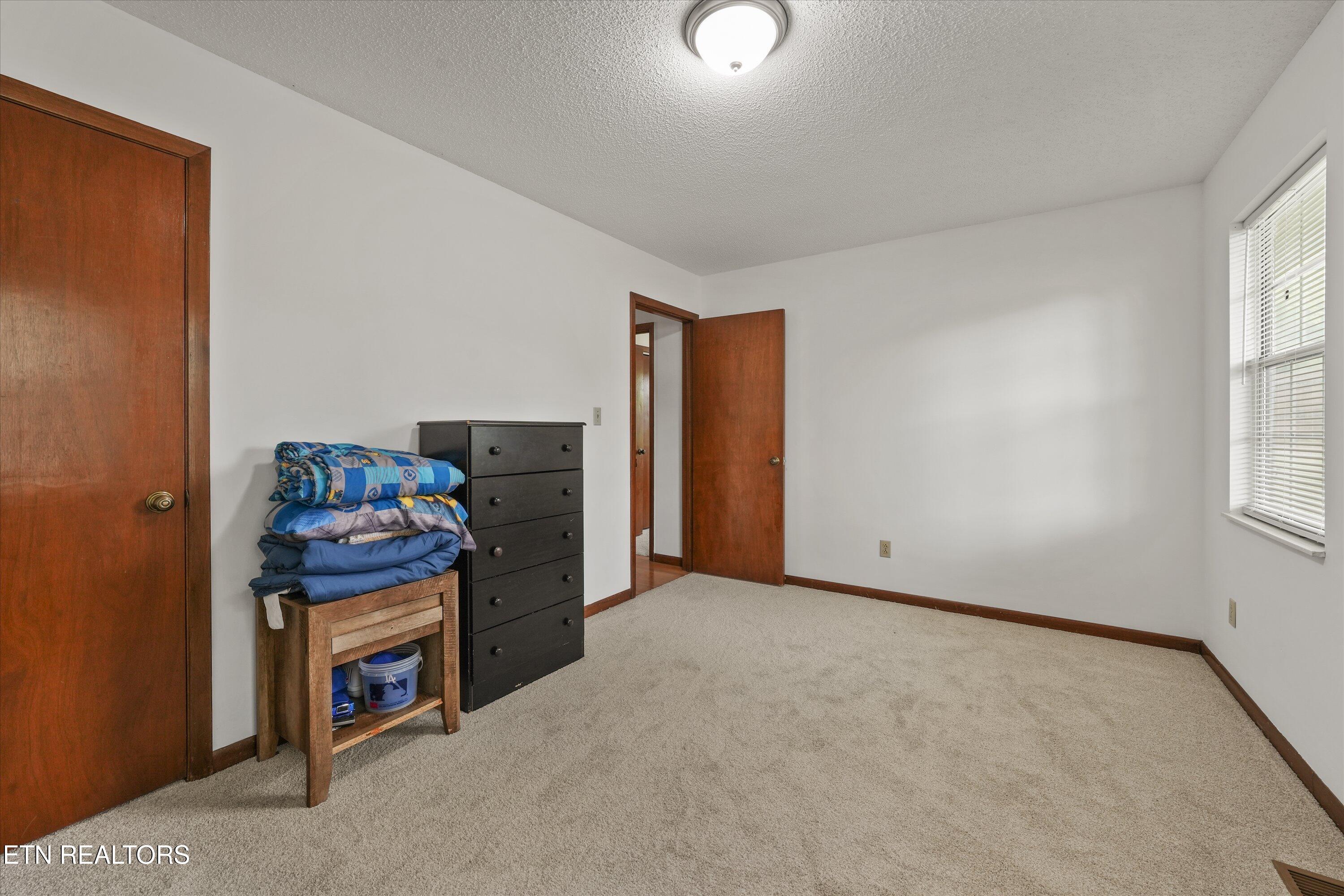 2316 Carbury Road, Unit 2316 Knoxville, TN 37921 - Photo 24 of 37 24-2316 Carbury Rd 19