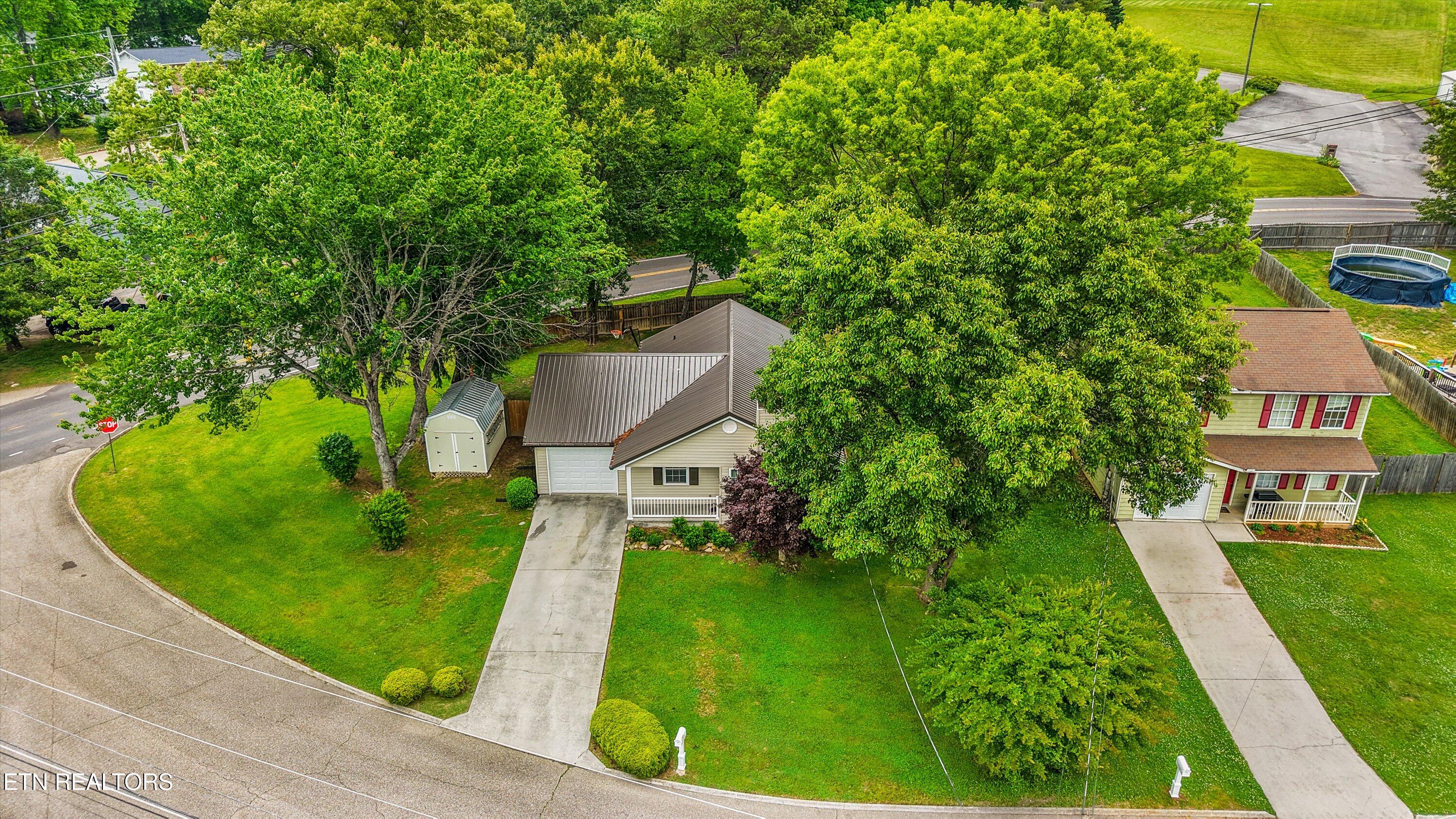 2316 Carbury Road, Unit 2316 Knoxville, TN 37921 - Photo 32 of 37 32-2316 Carbury Rd 32