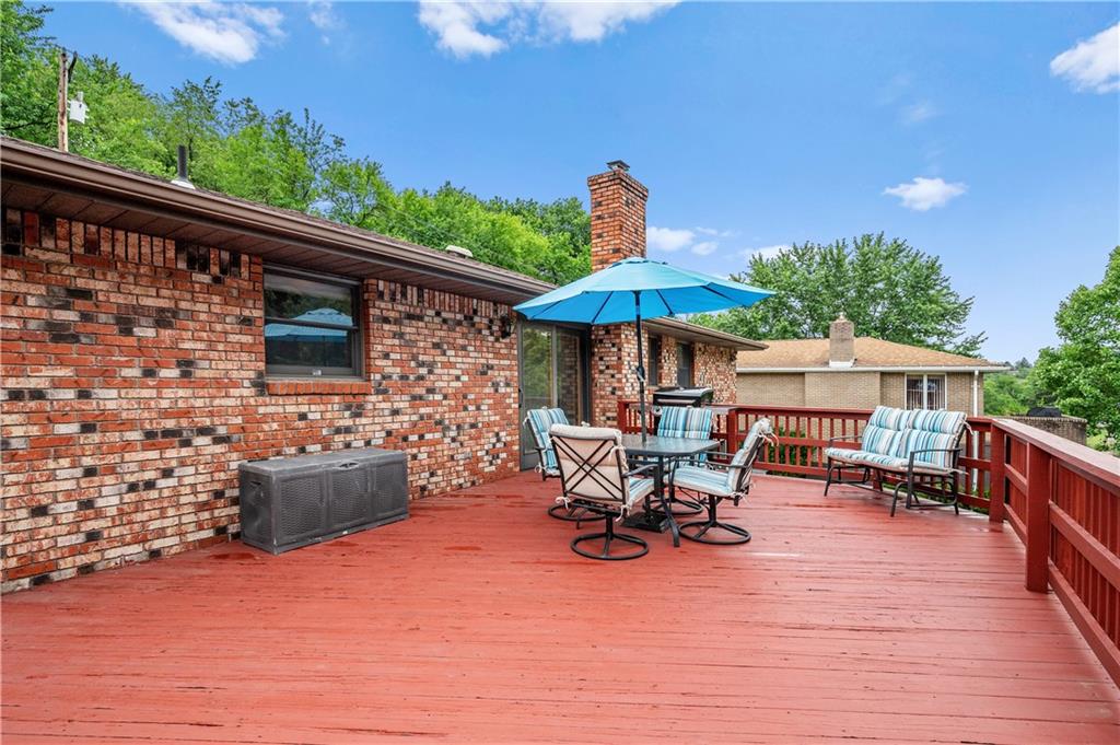 5583 Aiken Road McKees Rocks, PA 15136 - Photo 19 of 24