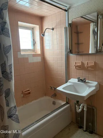 $60,000 | 11 Gilmore Street, Whitehall, NY 12887