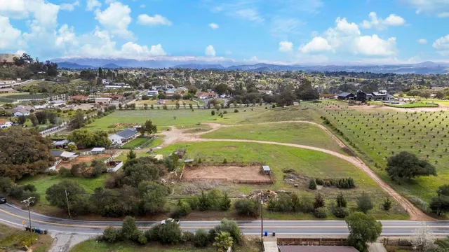 $495,000 | 3270 Olive Hill Road, Fallbrook, CA 92028