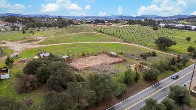 $495,000 | 3270 Olive Hill Road, Fallbrook, CA 92028