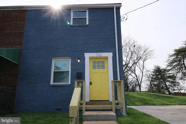 $2,450 | 702 71st Avenue, Capitol Heights, MD 20743