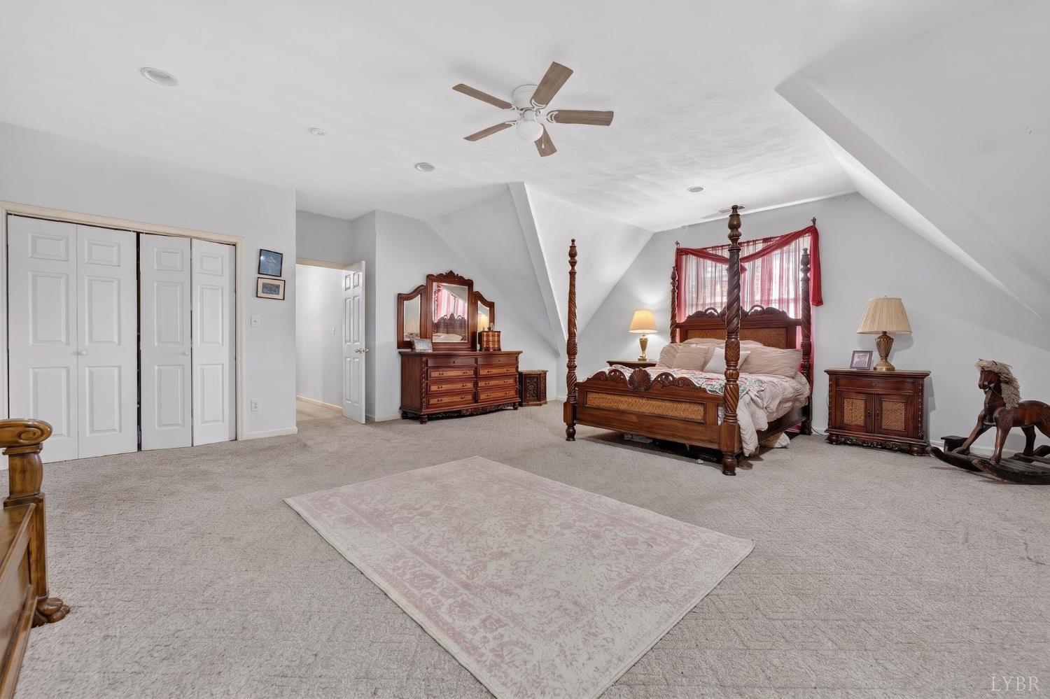 24 Queen Regent Court Blue Ridge, VA 24064 - Photo 33 of 73