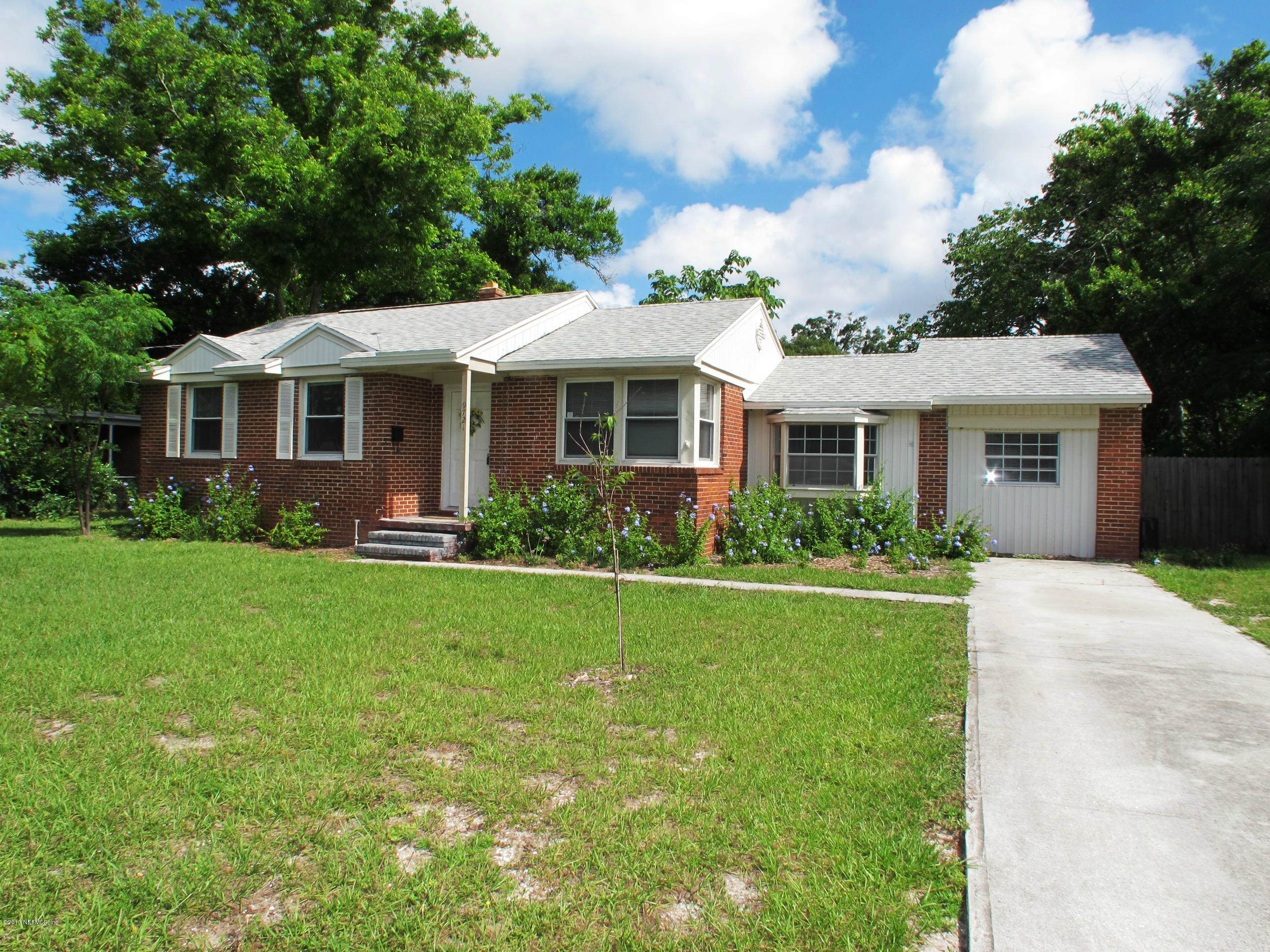 9721 Kline Road Jacksonville, FL 32246 - Photo 2 of 18 Front View 2