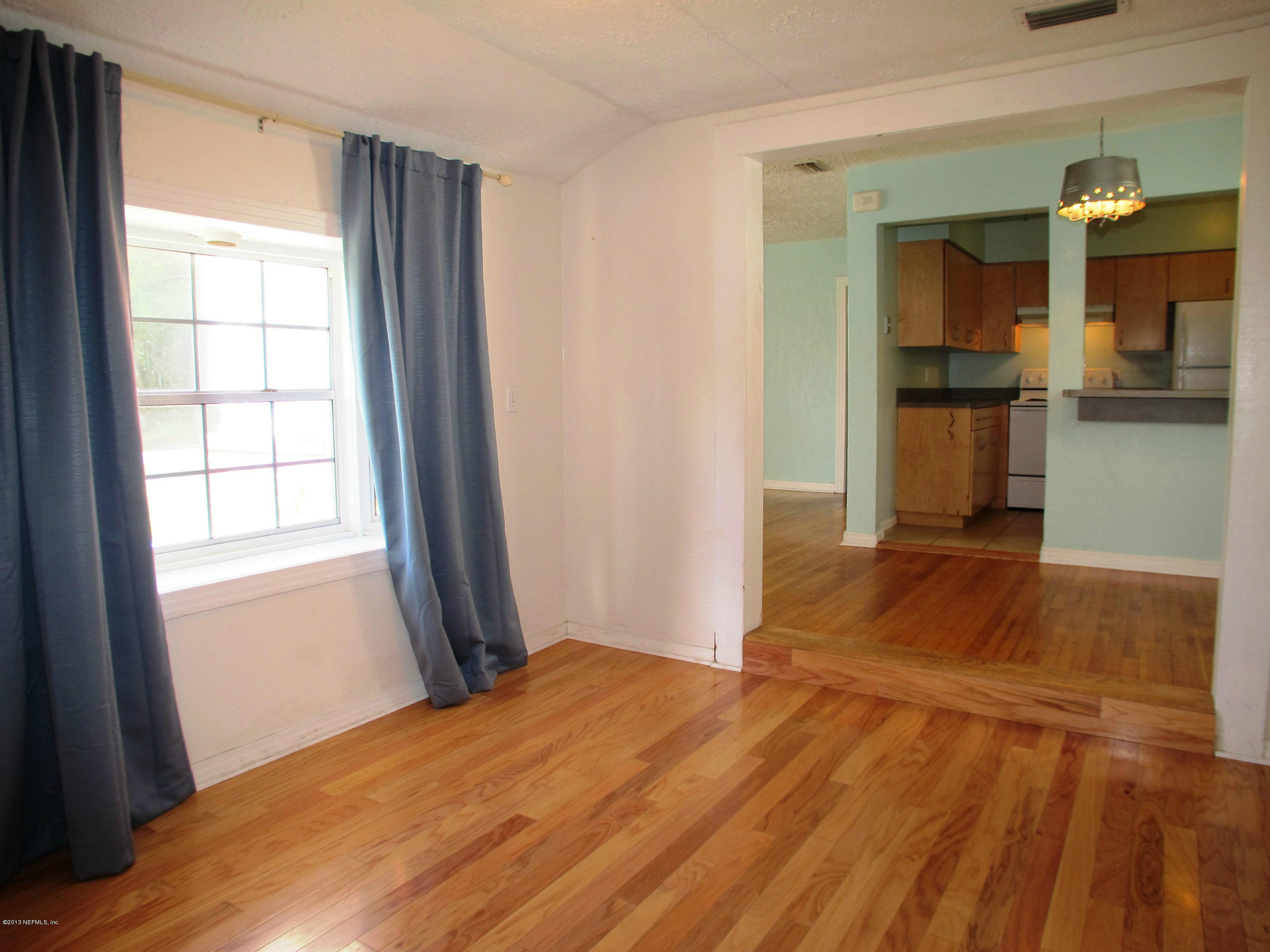 9721 Kline Road Jacksonville, FL 32246 - Photo 6 of 18 Family Room