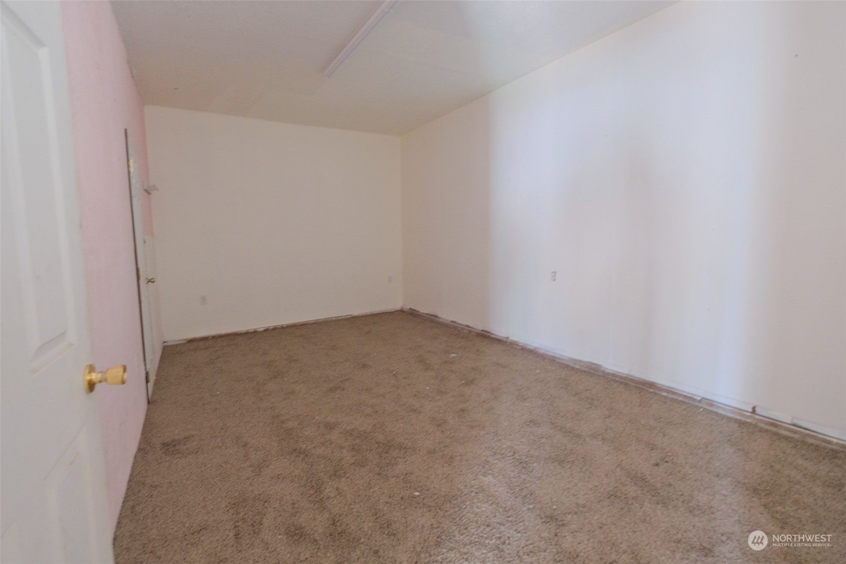 525 Wells Avenue South Renton, WA 98057 - Photo 24 of 25 a view of room