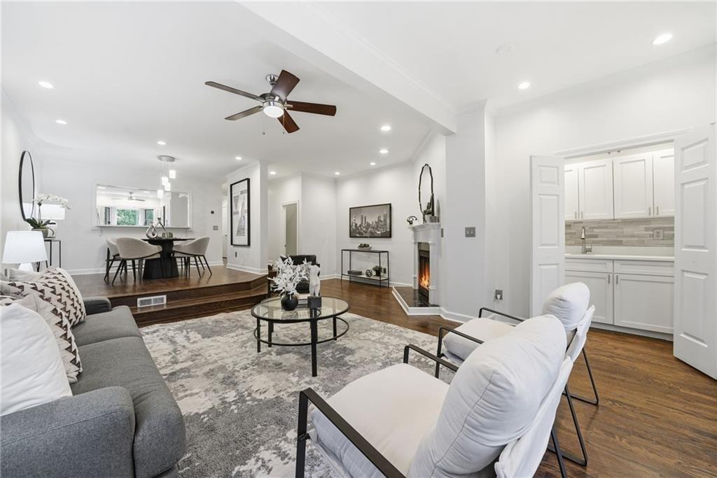 6 Alston Place Northeast Atlanta, GA 30324 - Photo 11 of 35