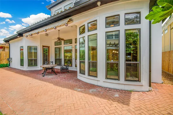 $5,900 | 5346 Val Verde Street, Houston, TX 77056