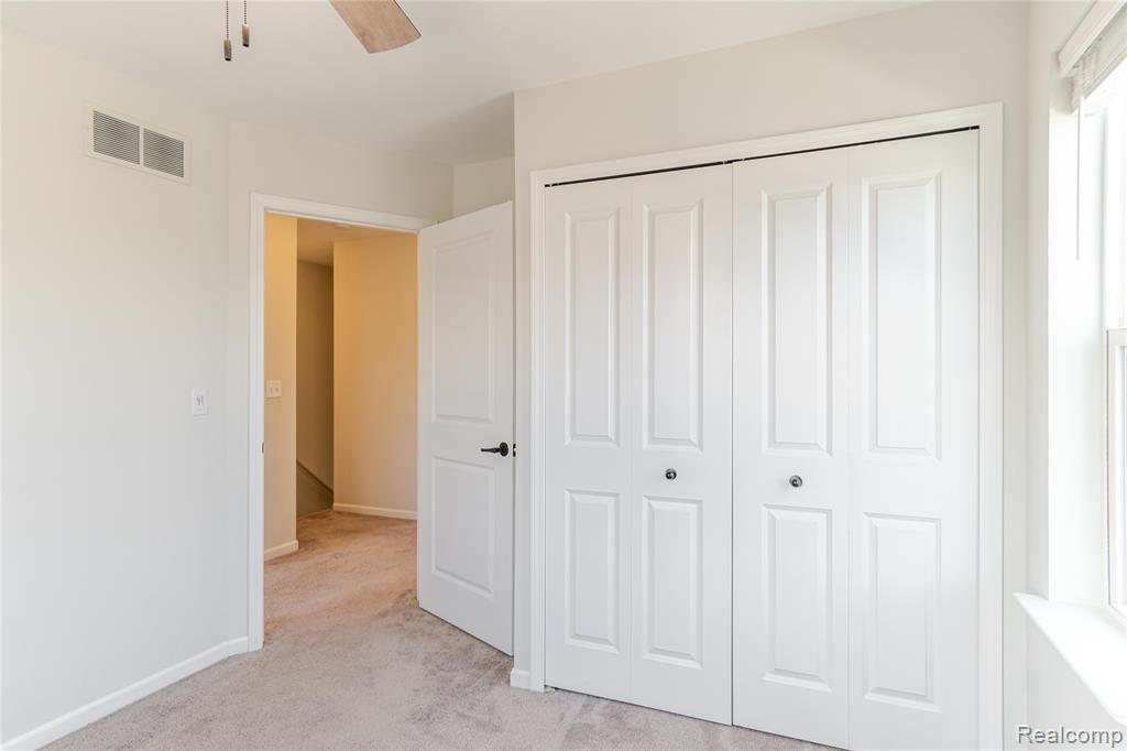 2500 Normandy Road, Unit 60 Royal Oak, MI 48073 - Photo 18 of 41 Gallery Image 18