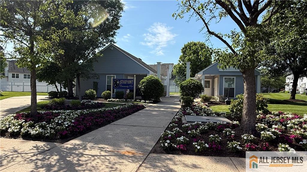 421 Draco Road, Unit 421 Piscataway, NJ 08854 - Photo 10 of 11