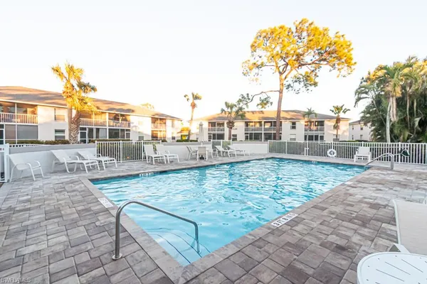 $2,300 | 1392 Churchill Circle, Unit O101, Naples, FL 34116