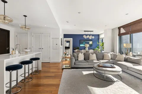 $1,750,000 | 32 Traveler Street, Unit 706, Boston, MA 02118