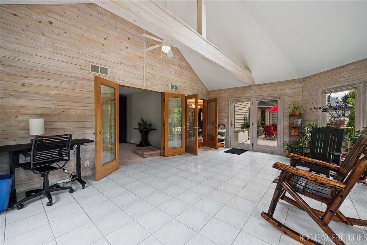 905 Merrill New Road Sugar Grove, IL 60554 - Photo 11 of 44 a view of a room with gym equipment