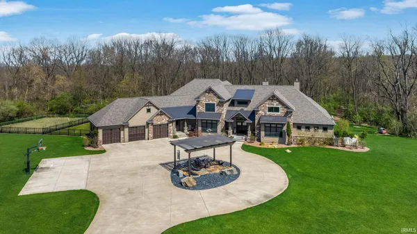 $5,495,000 | 54420 County Road 33, Middlebury, IN 46540