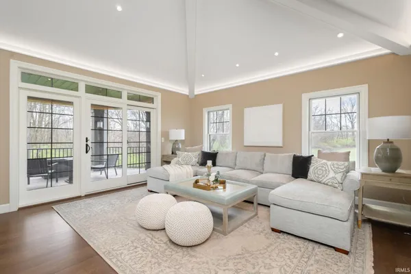 $5,495,000 | 54420 County Road 33, Middlebury, IN 46540