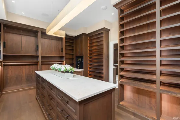 $5,495,000 | 54420 County Road 33, Middlebury, IN 46540