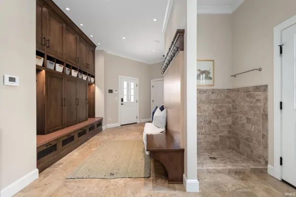 $5,495,000 | 54420 County Road 33, Middlebury, IN 46540