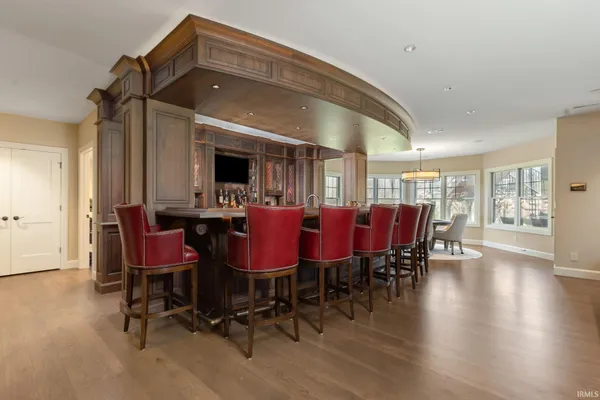 $5,495,000 | 54420 County Road 33, Middlebury, IN 46540