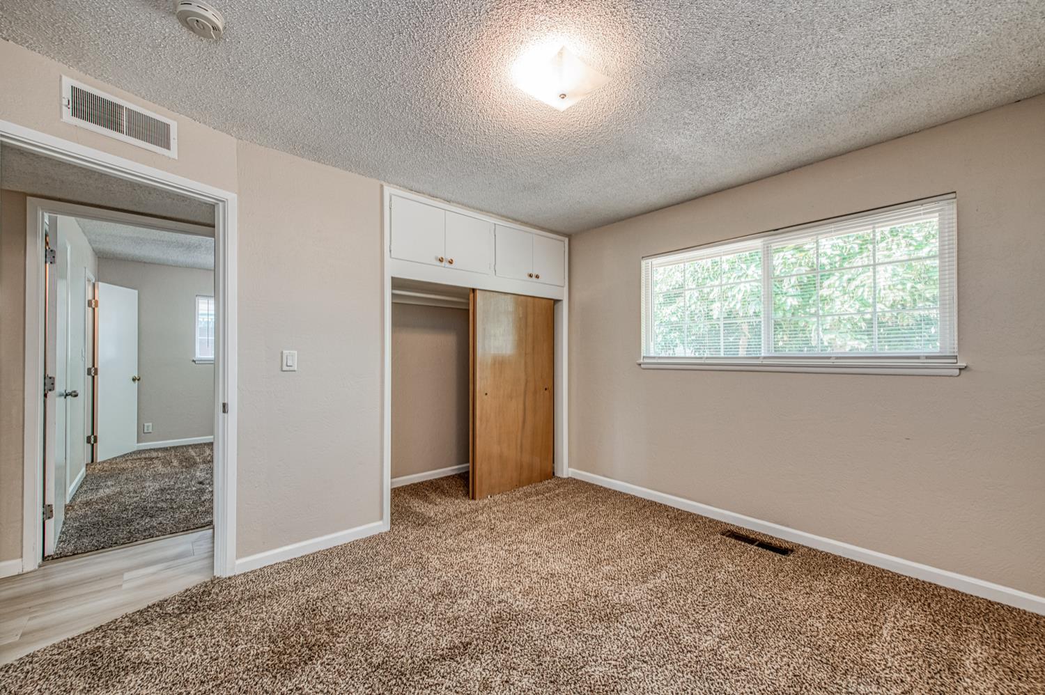 957 South Hope Avenue Reedley, CA 93654 - Photo 20 of 29 Gallery Image 20