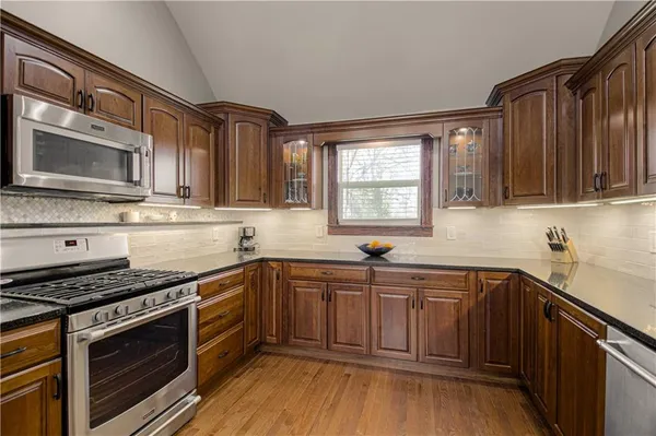 $579,000 | 225 Groom Street, Liberty, MO 64068