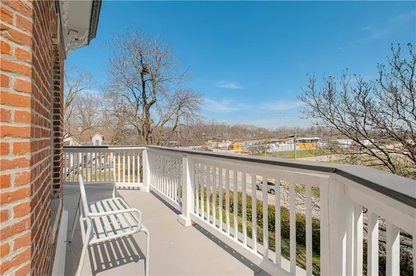 $579,000 | 225 Groom Street, Liberty, MO 64068