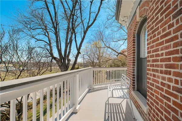 $579,000 | 225 Groom Street, Liberty, MO 64068