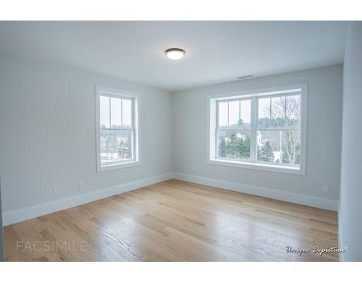 8 Lynbrook Road Methuen, MA 01844 - Photo 12 of 21 Gallery Image 12