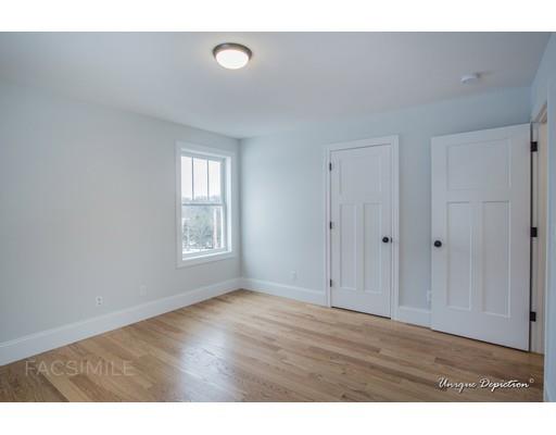 8 Lynbrook Road Methuen, MA 01844 - Photo 13 of 21 Gallery Image 13
