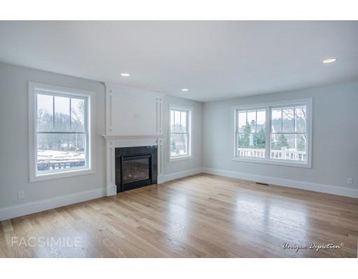 8 Lynbrook Road Methuen, MA 01844 - Photo 8 of 21 Gallery Image 8
