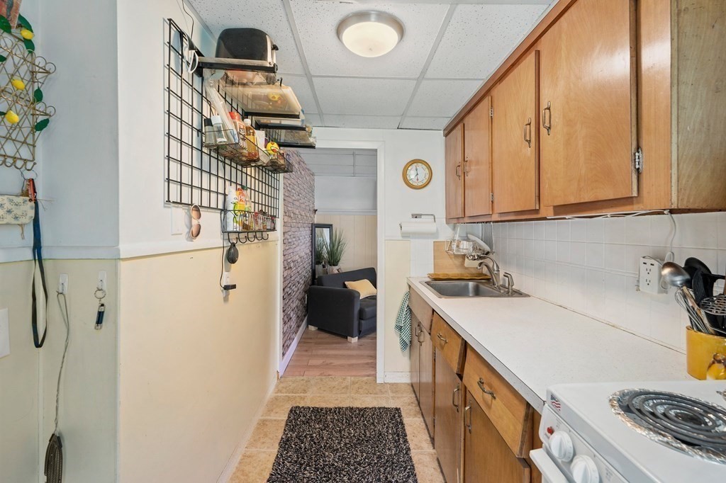 49 Longmeadow Road Taunton, MA 02780 - Photo 18 of 42 Gallery Image 18