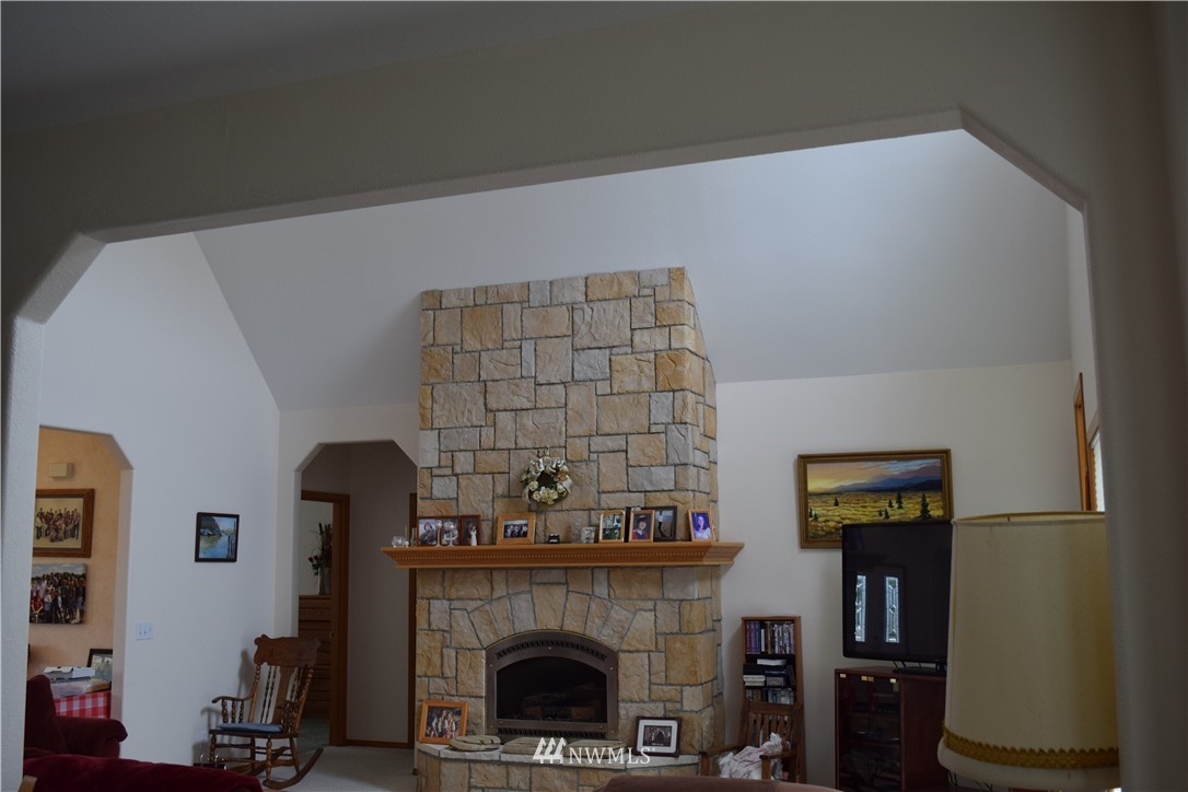2410 Fowler Road Raymond, WA 98577 - Photo 8 of 14 Gallery Image 8