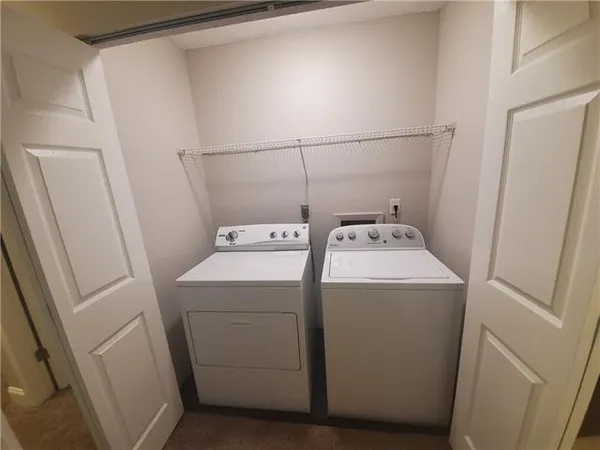 $1,800 | 2337 Park Pl Drive, Terrytown, LA 70056