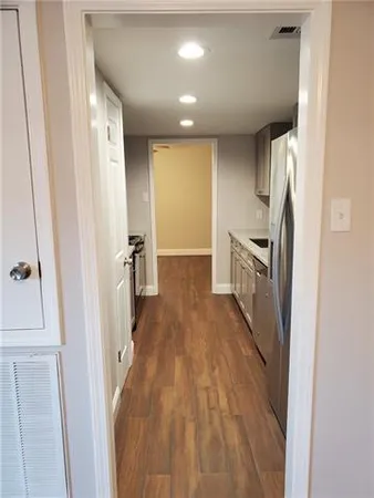 $1,800 | 2337 Park Pl Drive, Terrytown, LA 70056