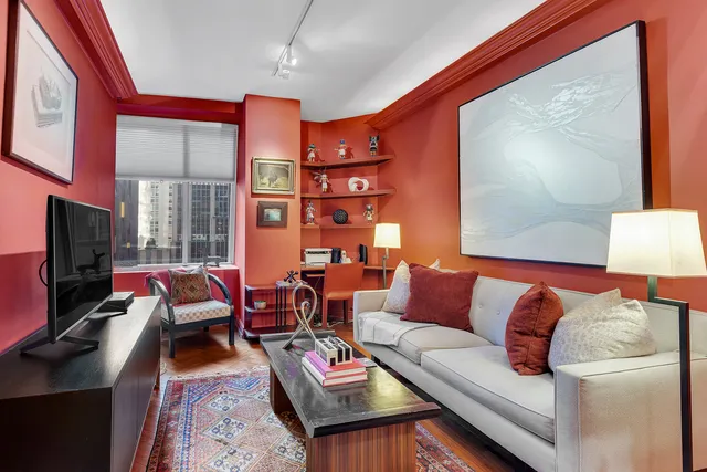 $2,500,000 | 15 West 53rd Street, Unit 12CJ | Midtown Central