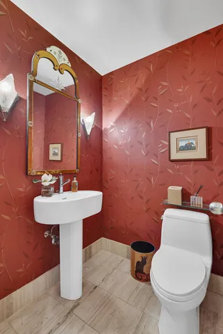 $2,500,000 | 15 West 53rd Street, Unit 12CJ | Midtown Central