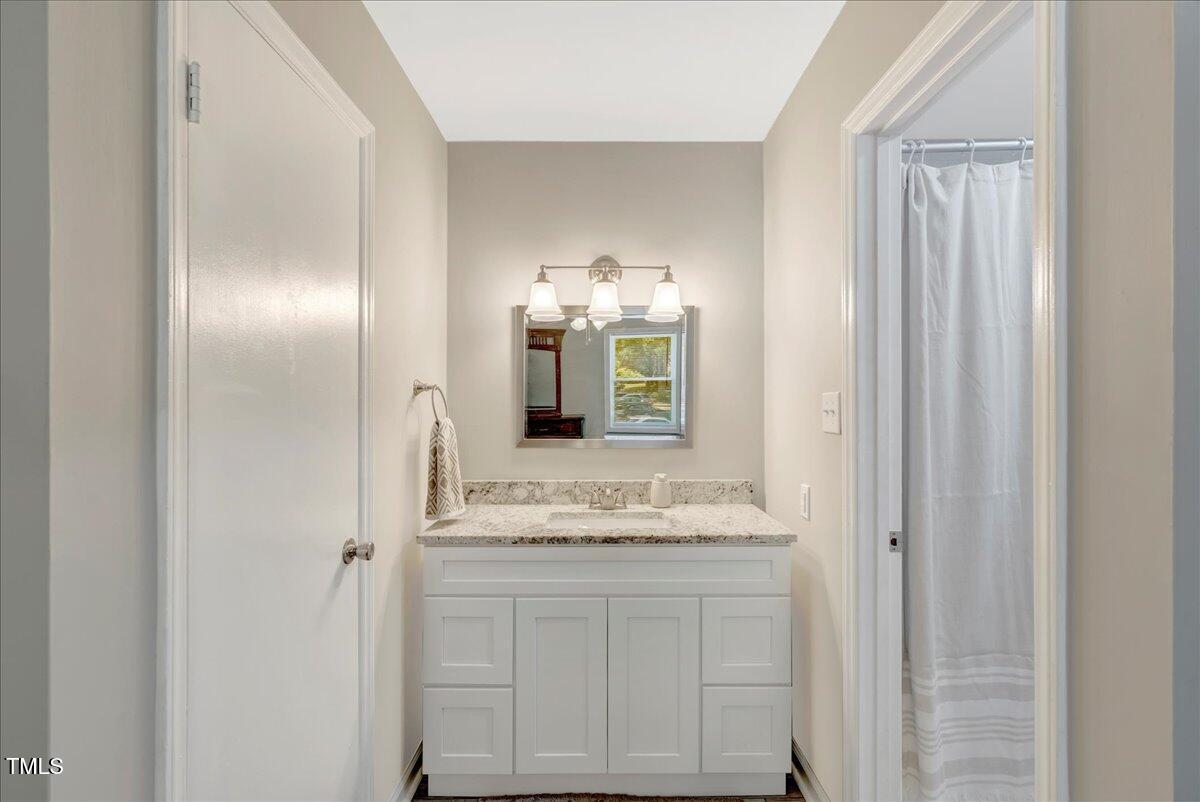 6437 New Market Way Raleigh, NC 27615 - Photo 10 of 28 15-DSC02132
