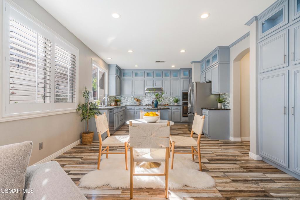 1880 Winterdew Avenue Simi Valley, CA 93065 - Photo 15 of 57