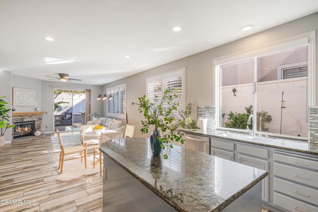 1880 Winterdew Avenue Simi Valley, CA 93065 - Photo 20 of 57