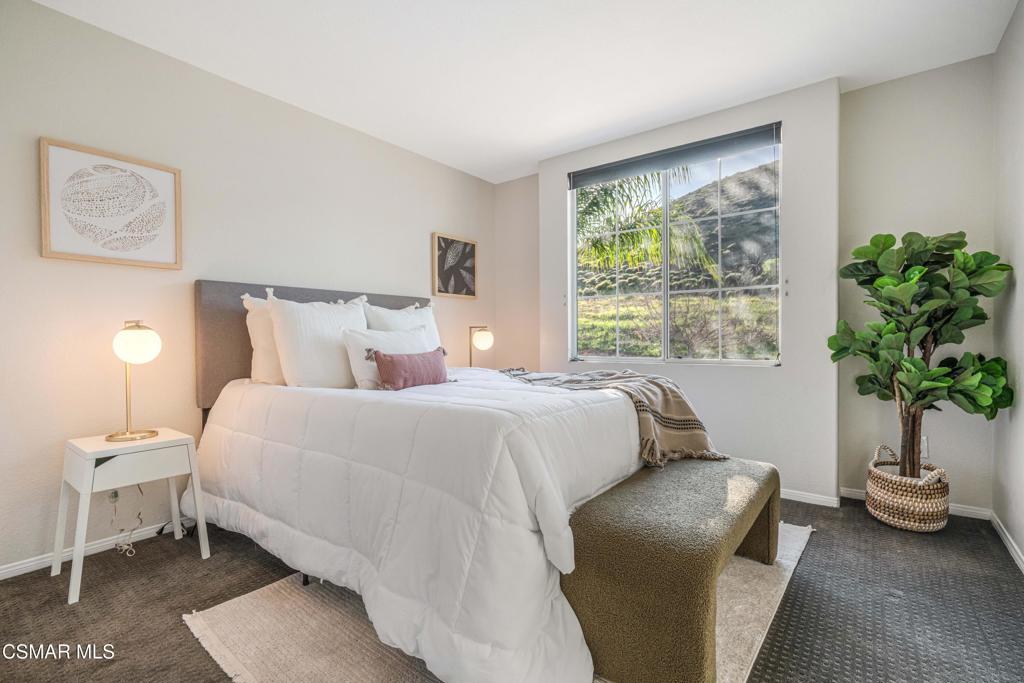 1880 Winterdew Avenue Simi Valley, CA 93065 - Photo 30 of 57