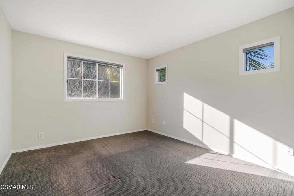 1880 Winterdew Avenue Simi Valley, CA 93065 - Photo 32 of 57